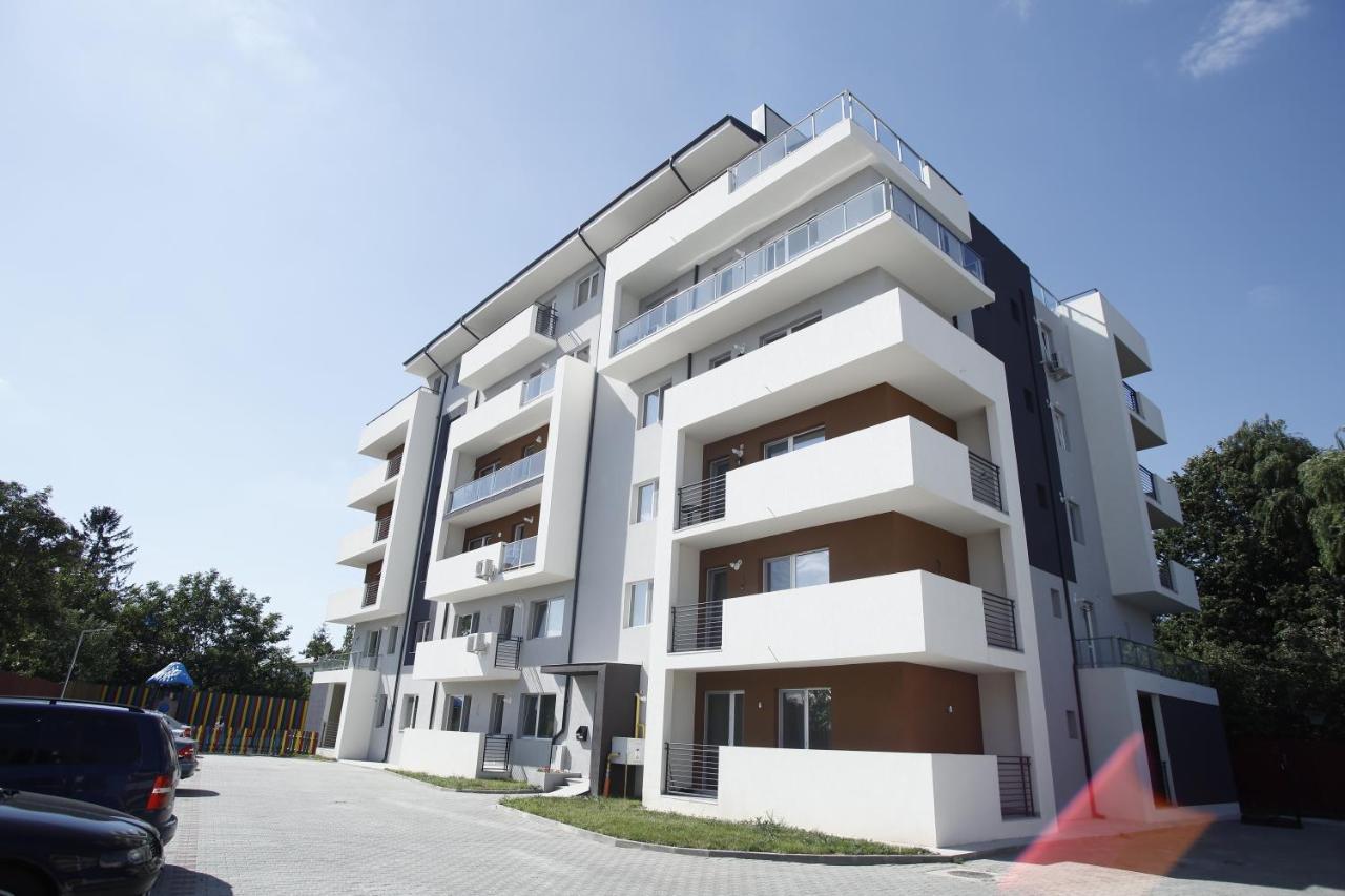 Lar Apartment Focşani Exterior foto